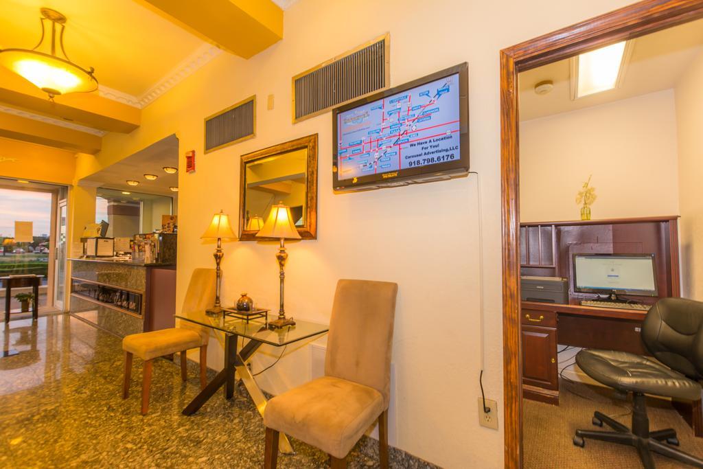 Howard Johnson By Wyndham Oklahoma City Okc Airport, Fairgrounds, I40 Buitenkant foto
