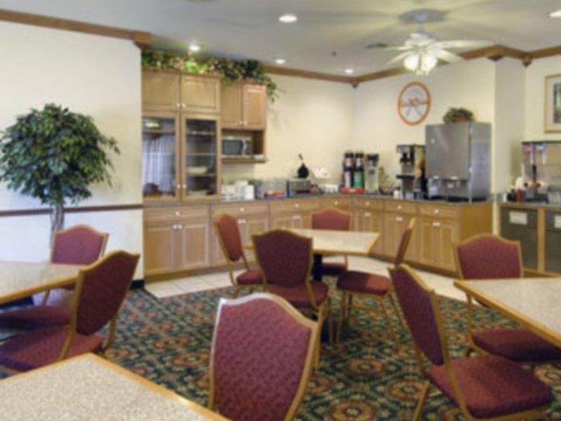 Howard Johnson By Wyndham Oklahoma City Okc Airport, Fairgrounds, I40 Restaurant foto