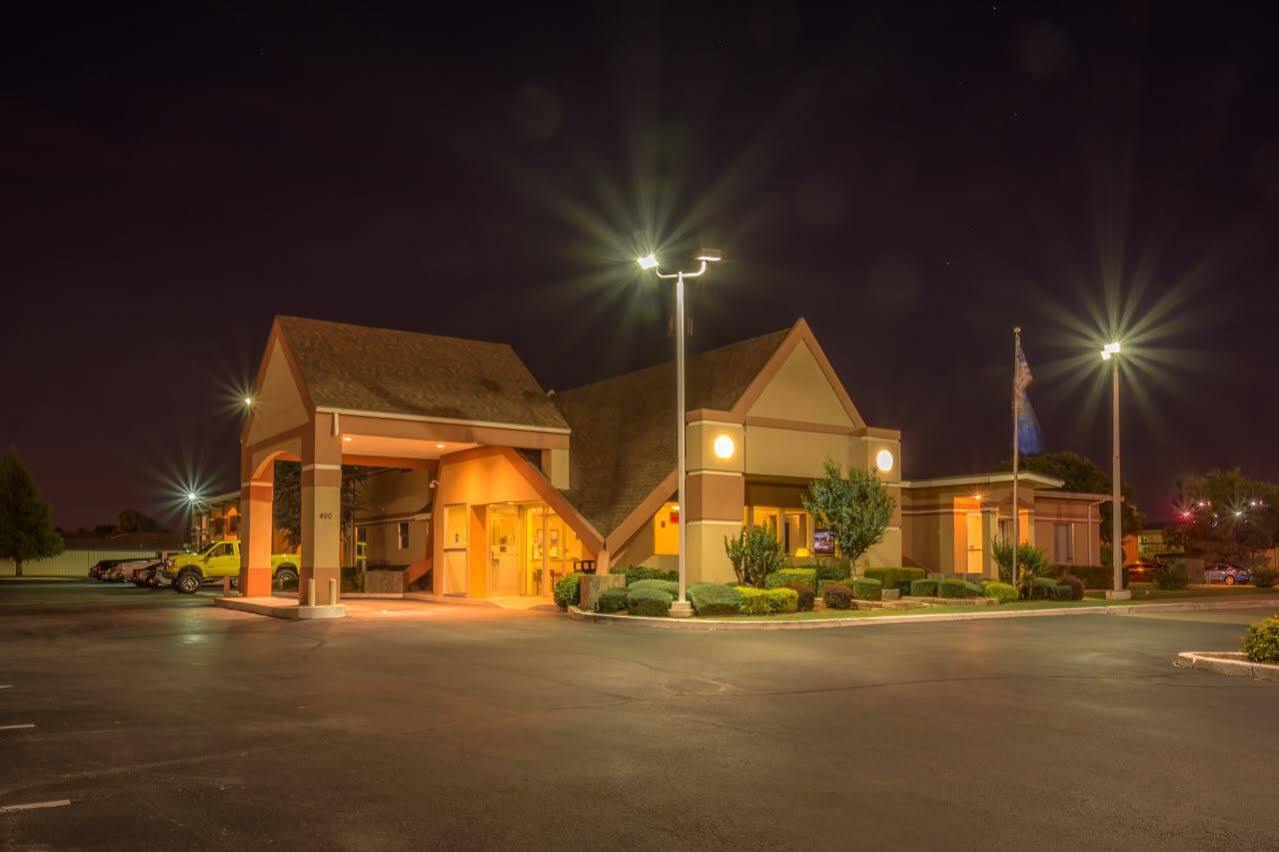 Howard Johnson By Wyndham Oklahoma City Okc Airport, Fairgrounds, I40 Buitenkant foto